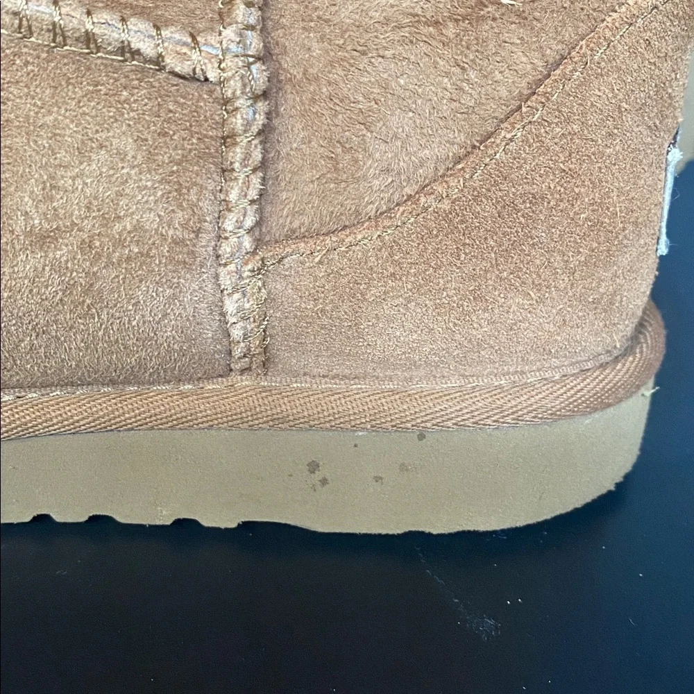 UGG like new